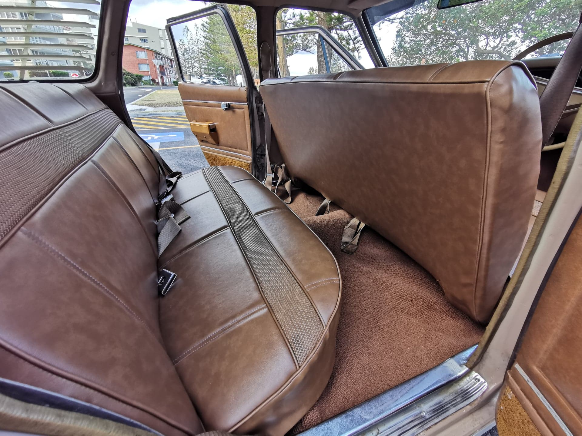 1970 HOLDEN KINGSWOOD HT 4D WAGON
