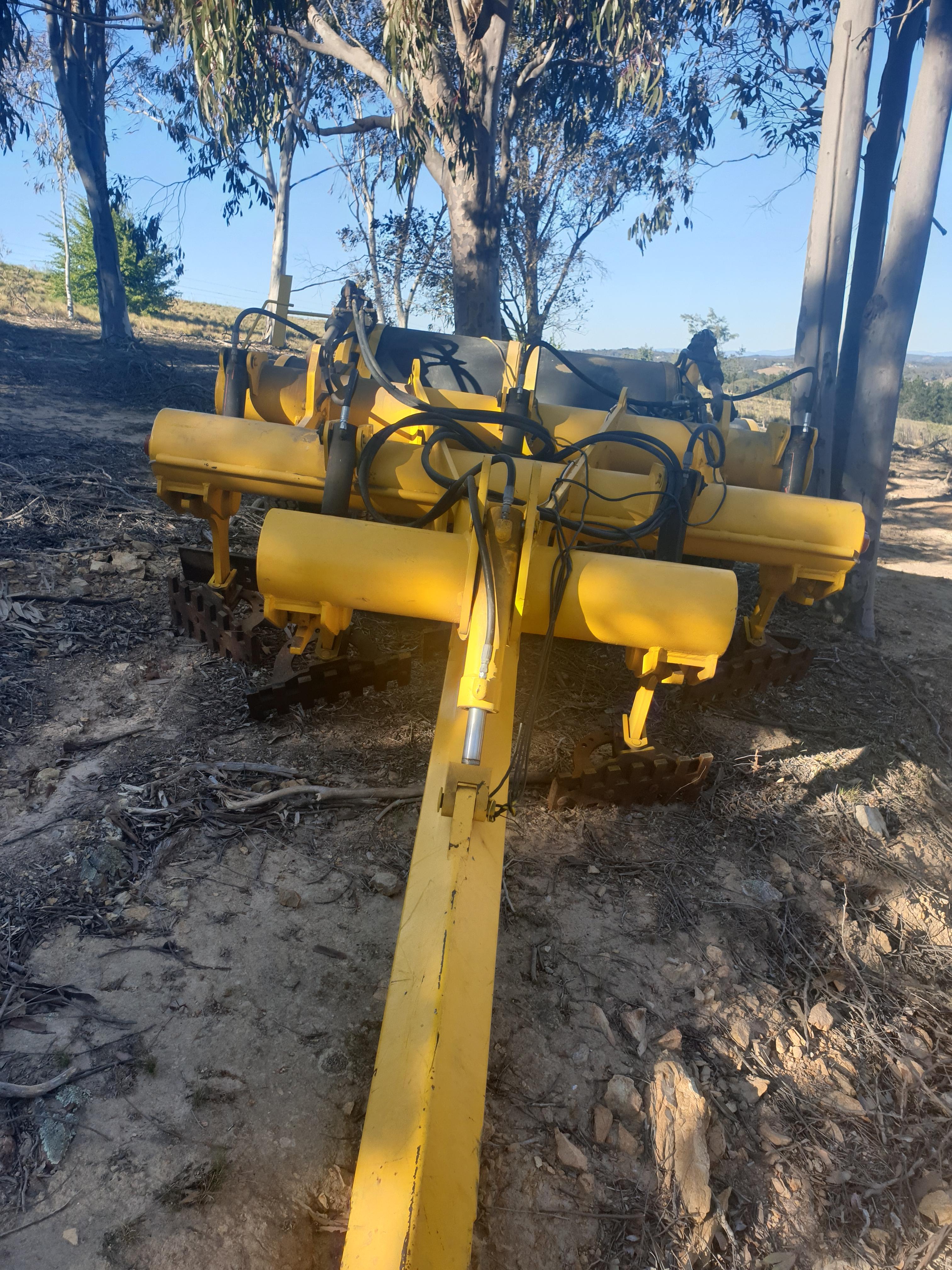 SAVANNAH ROADMASTER ROAD GRADER 