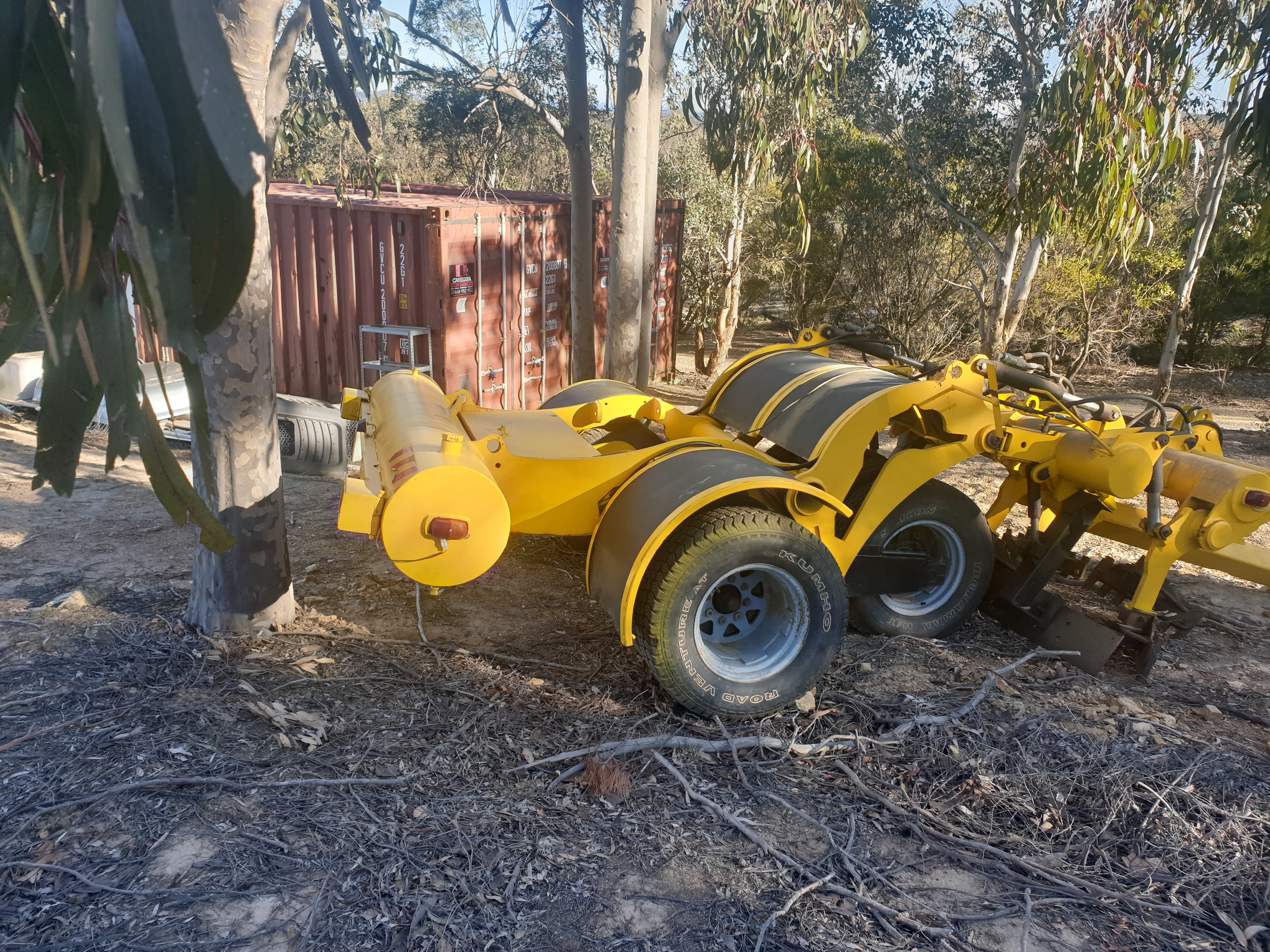 SAVANNAH ROADMASTER ROAD GRADER 