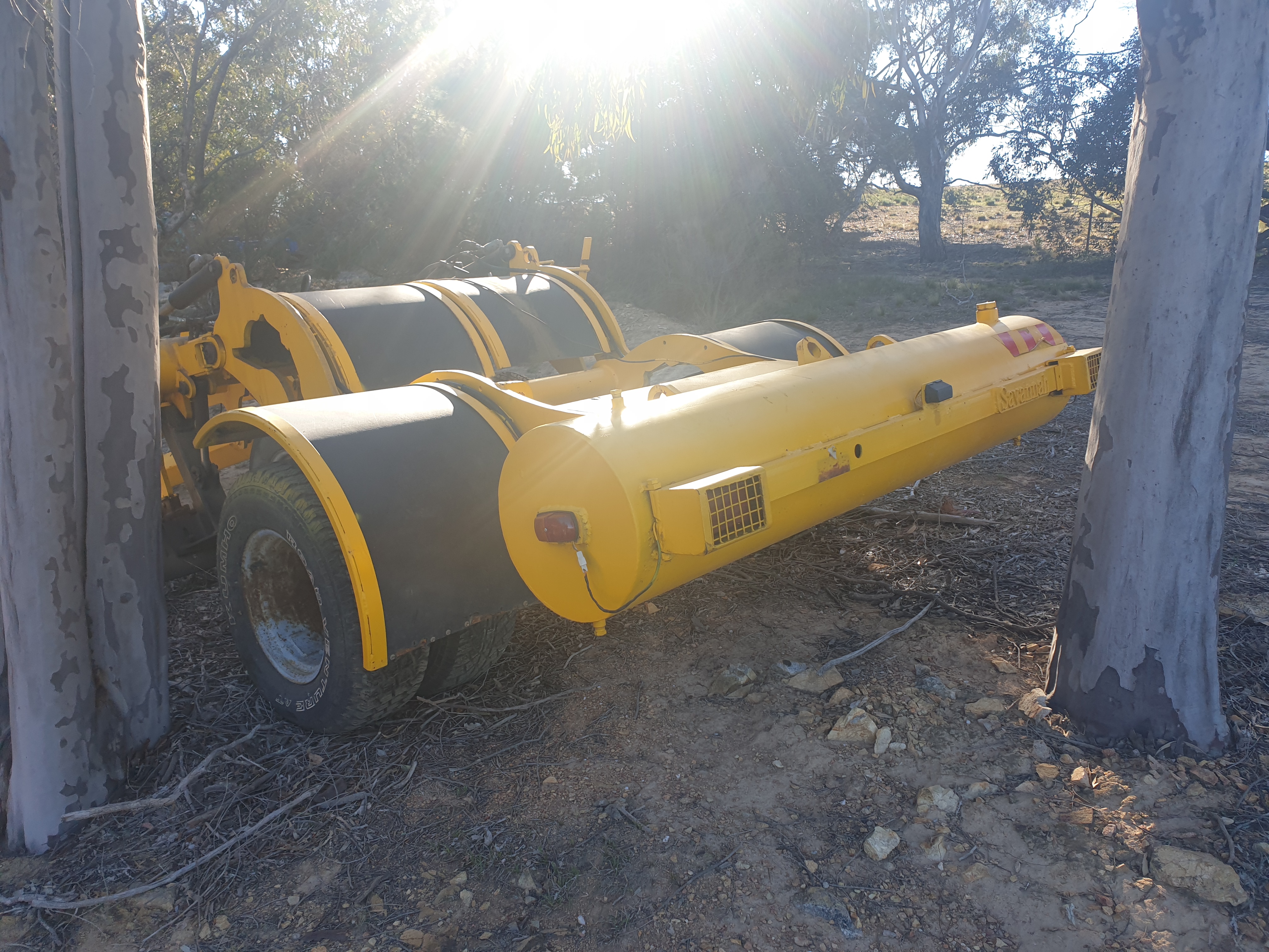 SAVANNAH ROADMASTER ROAD GRADER 