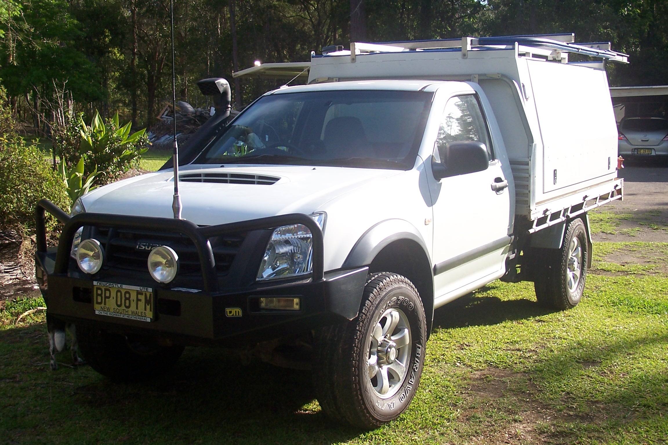 2012 ISUZU D-MAX CAMPER