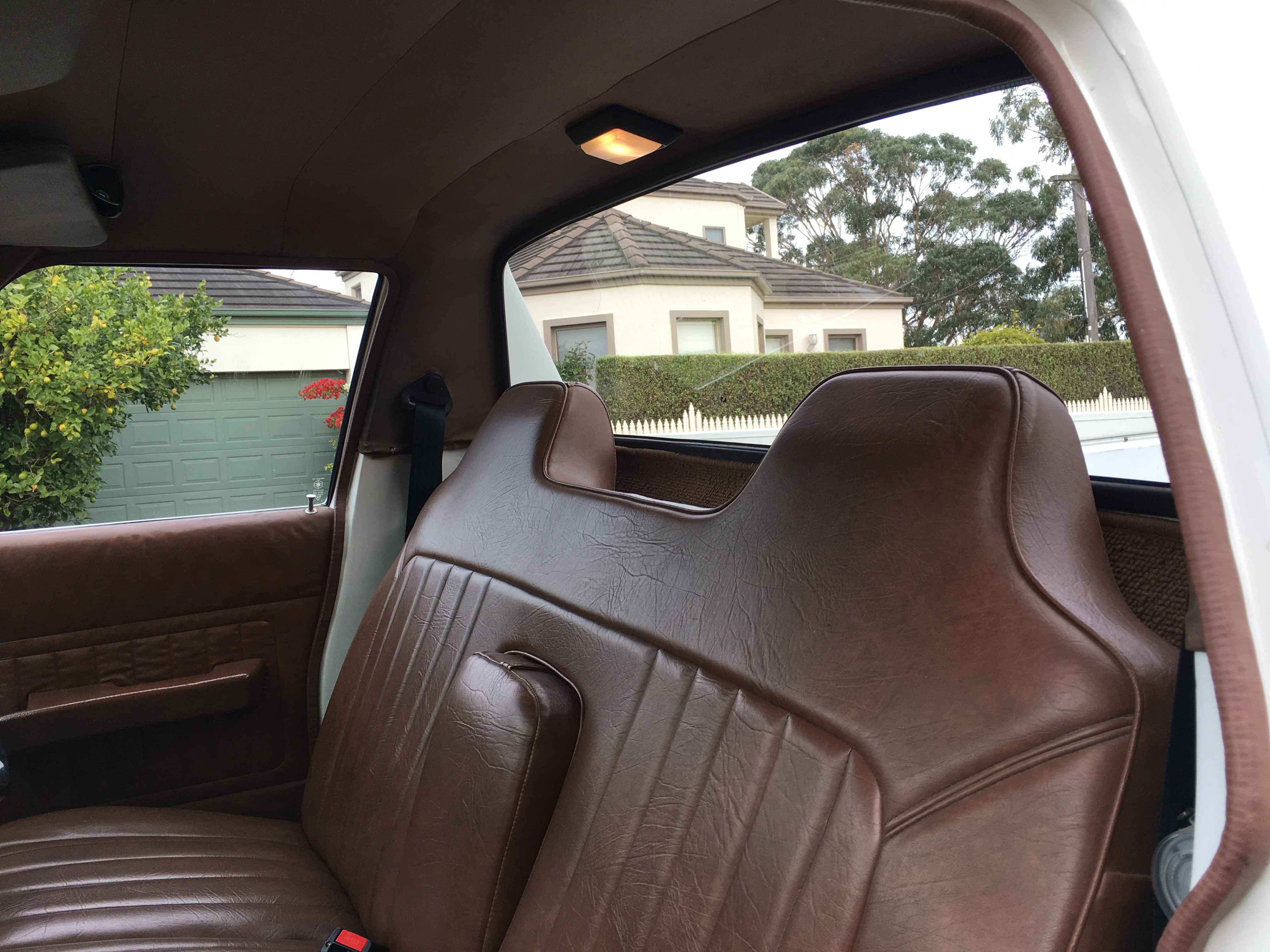 1982 HOLDEN KINGSWOOD WB 3 SP MANUAL UTILITY CARB