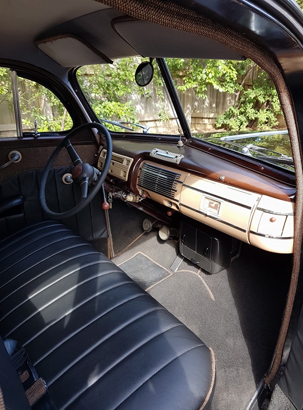 1940 FORD BUSINESSMAN COUPE