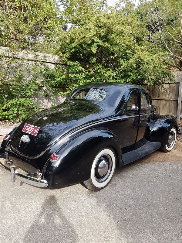 1940 FORD BUSINESSMAN COUPE
