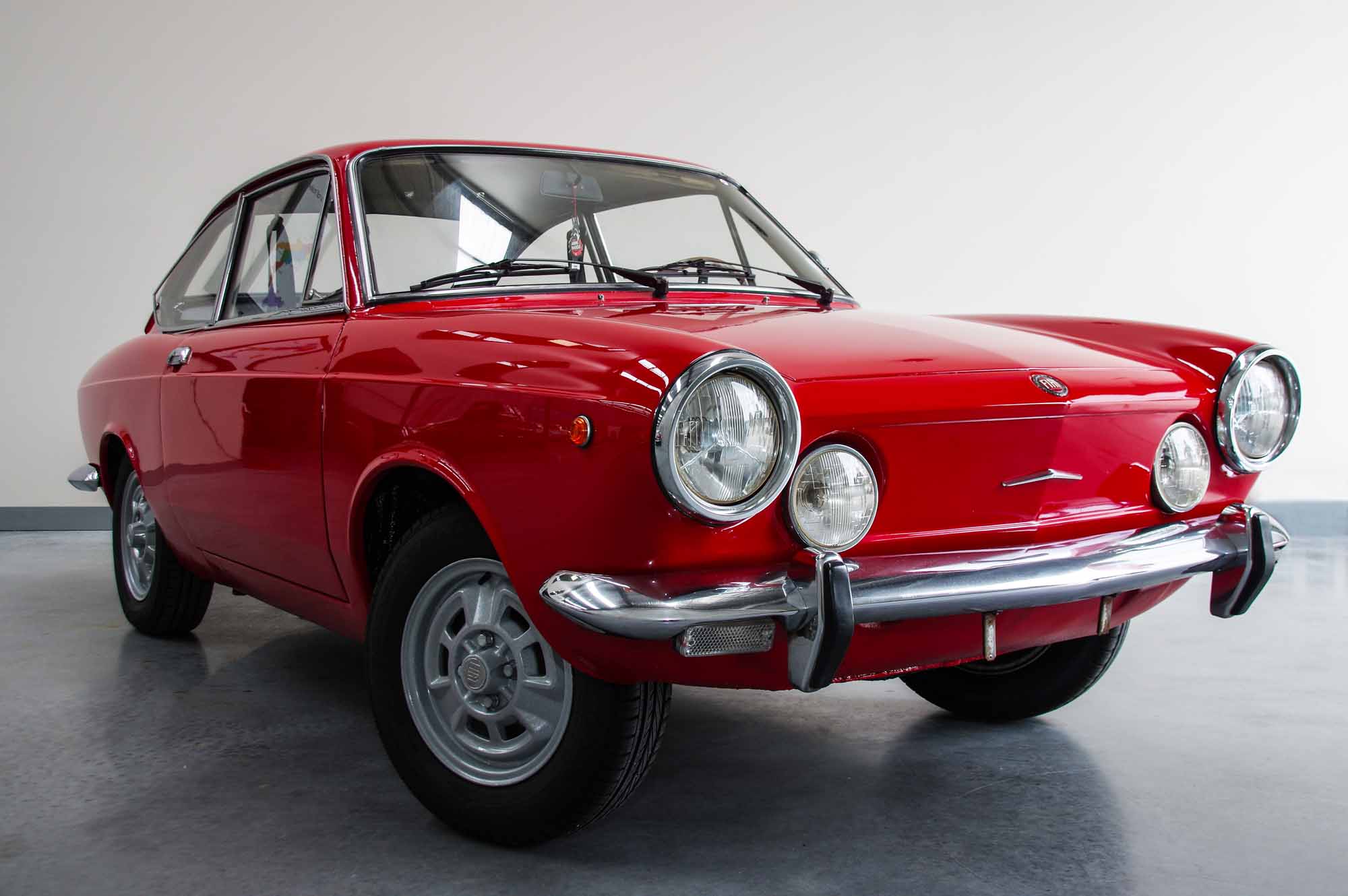 1968 FIAT 850 4 SP MANUAL 2D COUPE