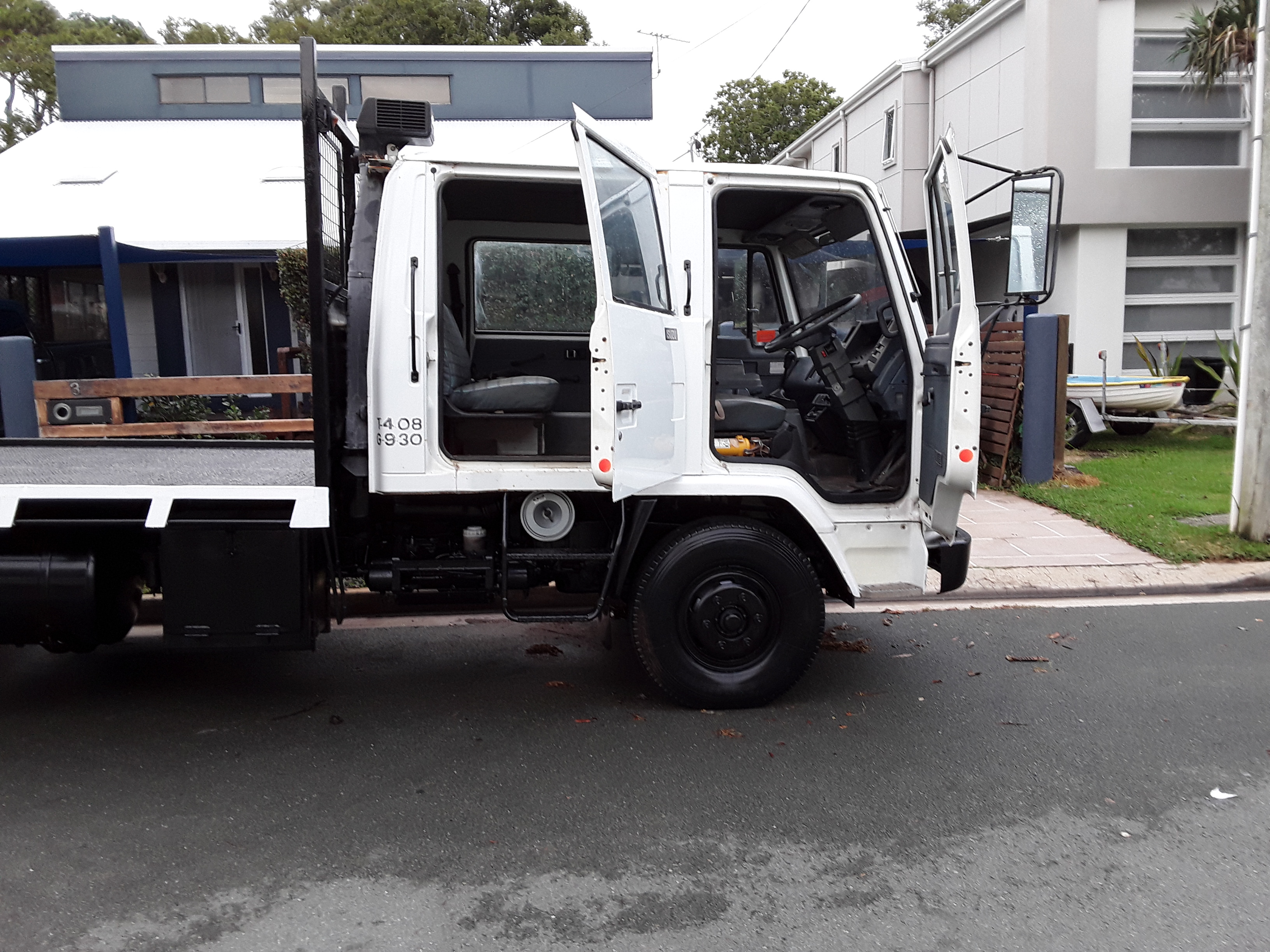 1990 ISUZU FSR DUAL CAB TRUCK 