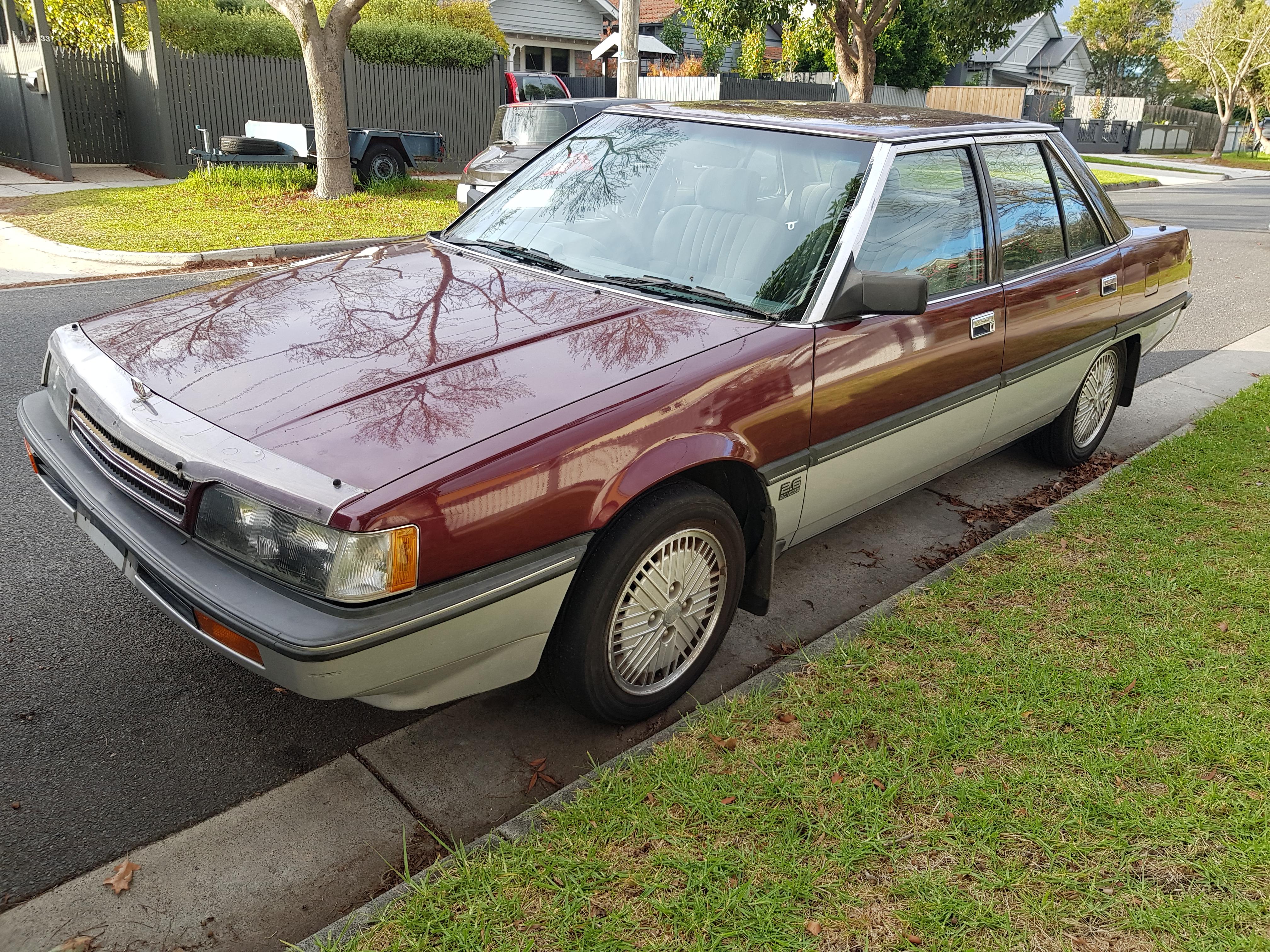 1990 MITSUBISHI MAGNA TP SEDAN