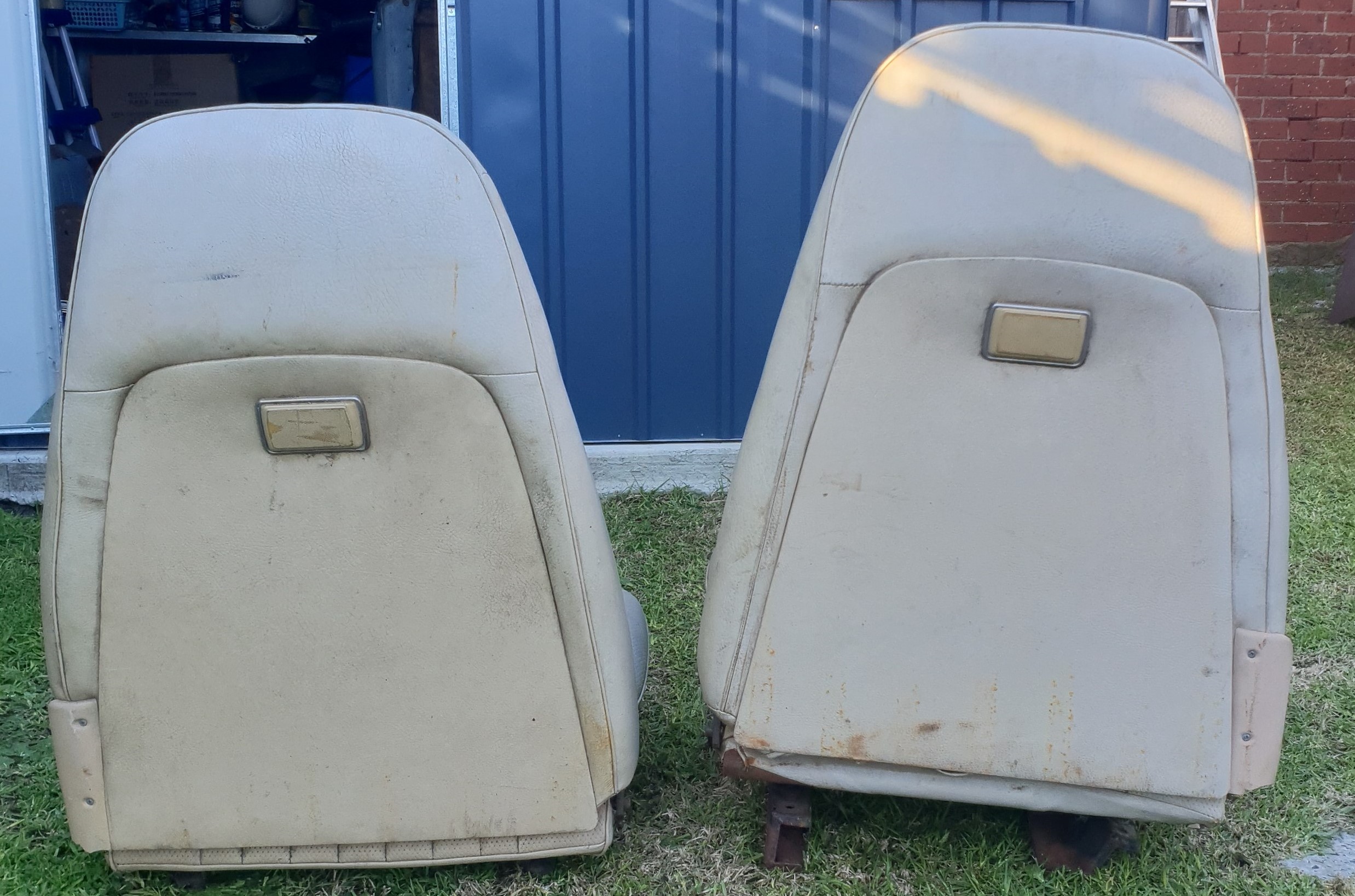 Chrysler bucket seats 
