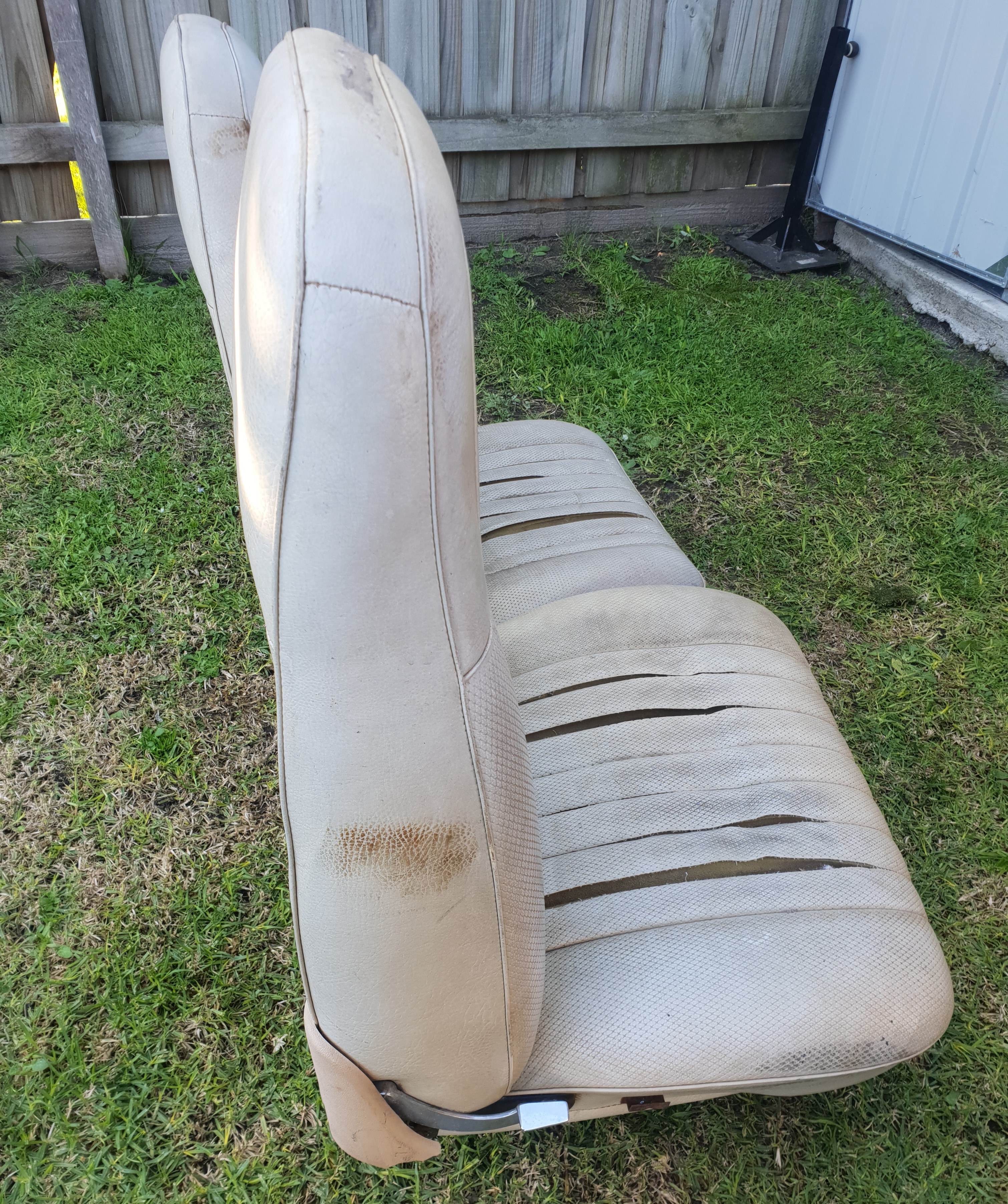 Chrysler bucket seats 
