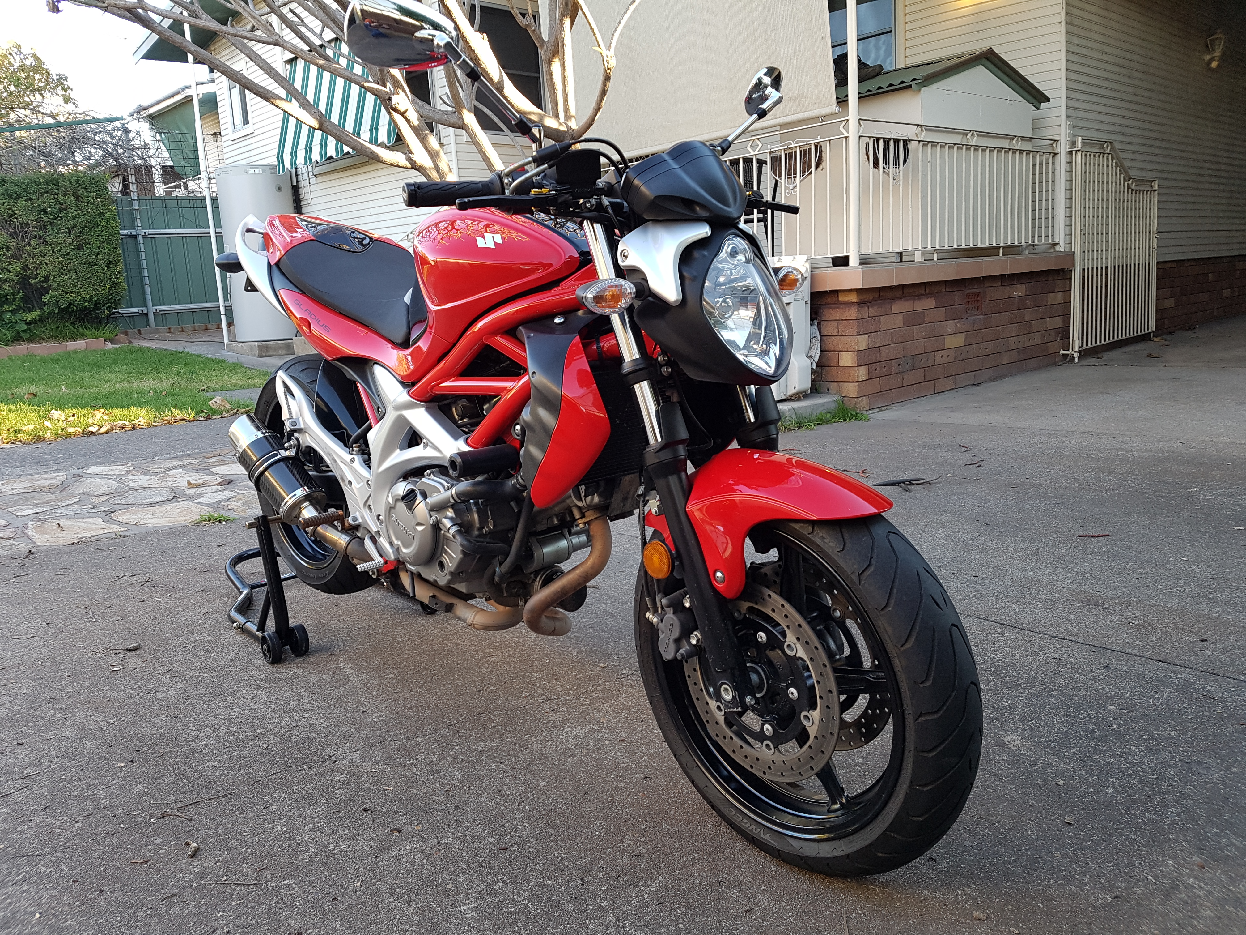 2009 SUZUKI SFV650 GLADIUS