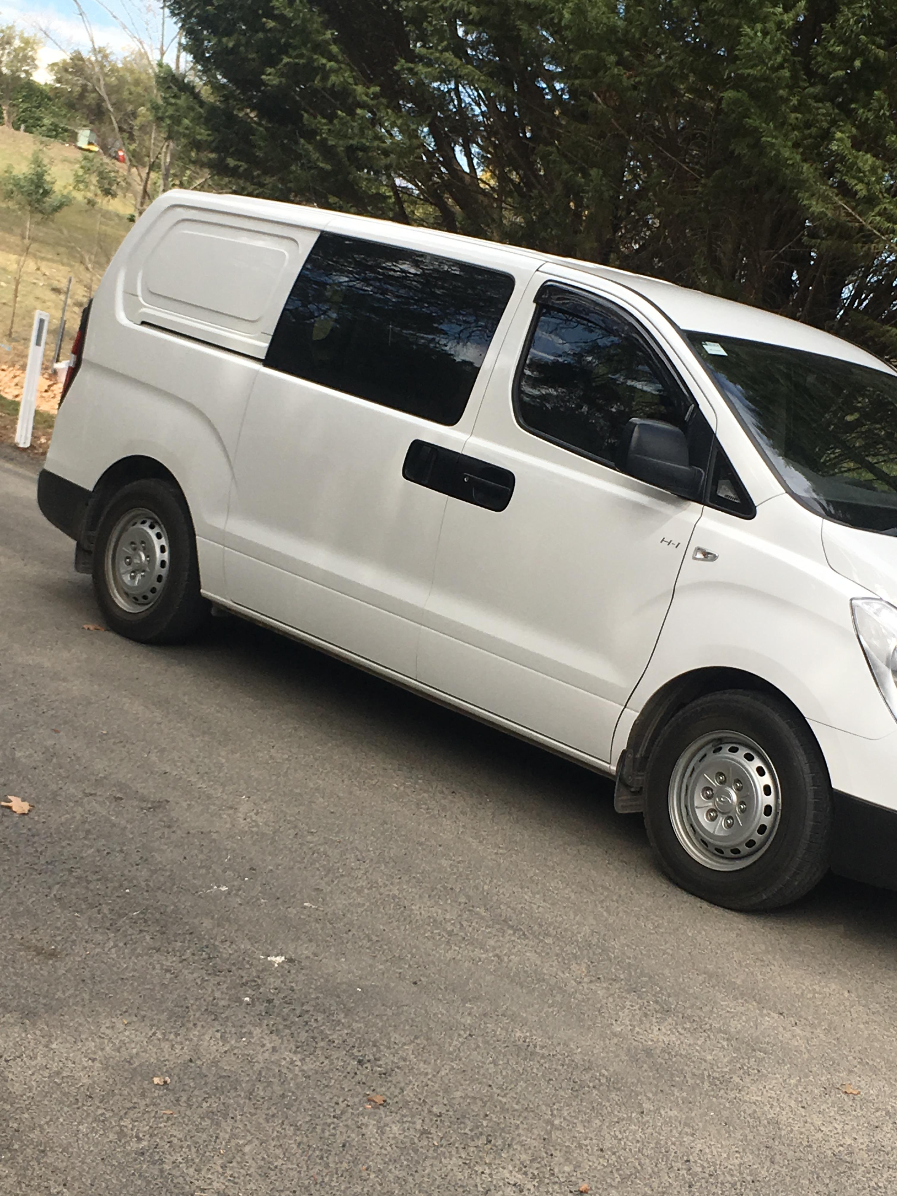 2017 HYUNDAI iLOAD TQ SERIES II (TQ3) MY1 4D VAN 