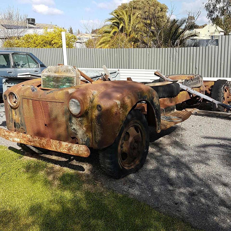 FORD JAILBAR 2.5 TONNE CHASSIS