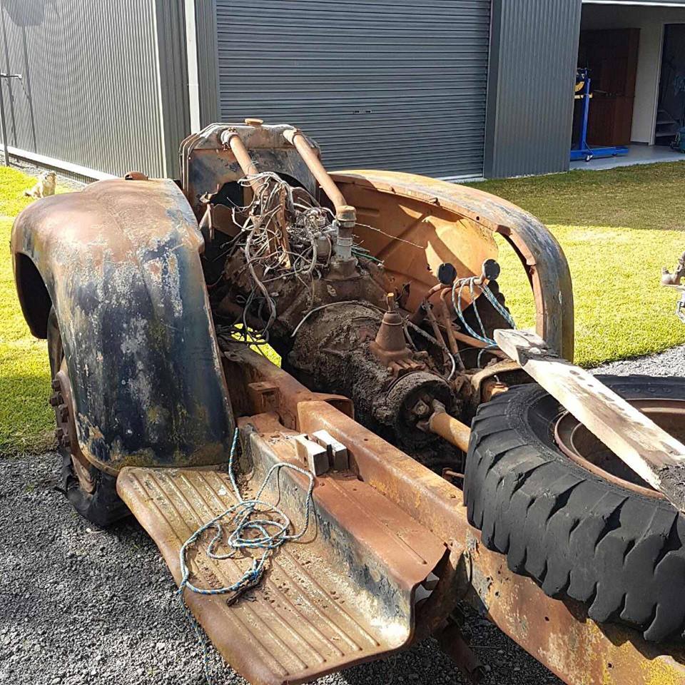 FORD JAILBAR 2.5 TONNE CHASSIS