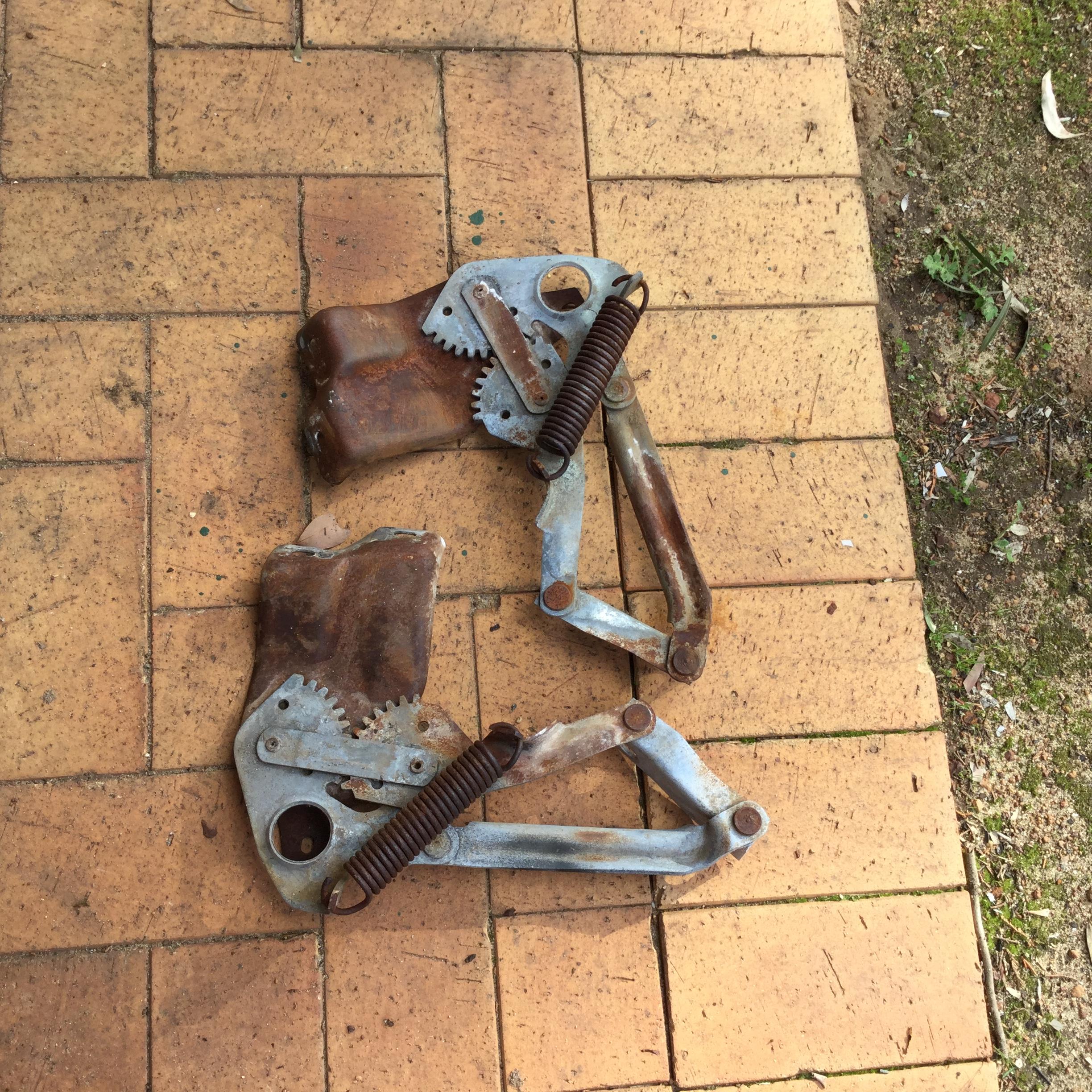 FE/FC Holden 1956-1958 Bonnet Hinges