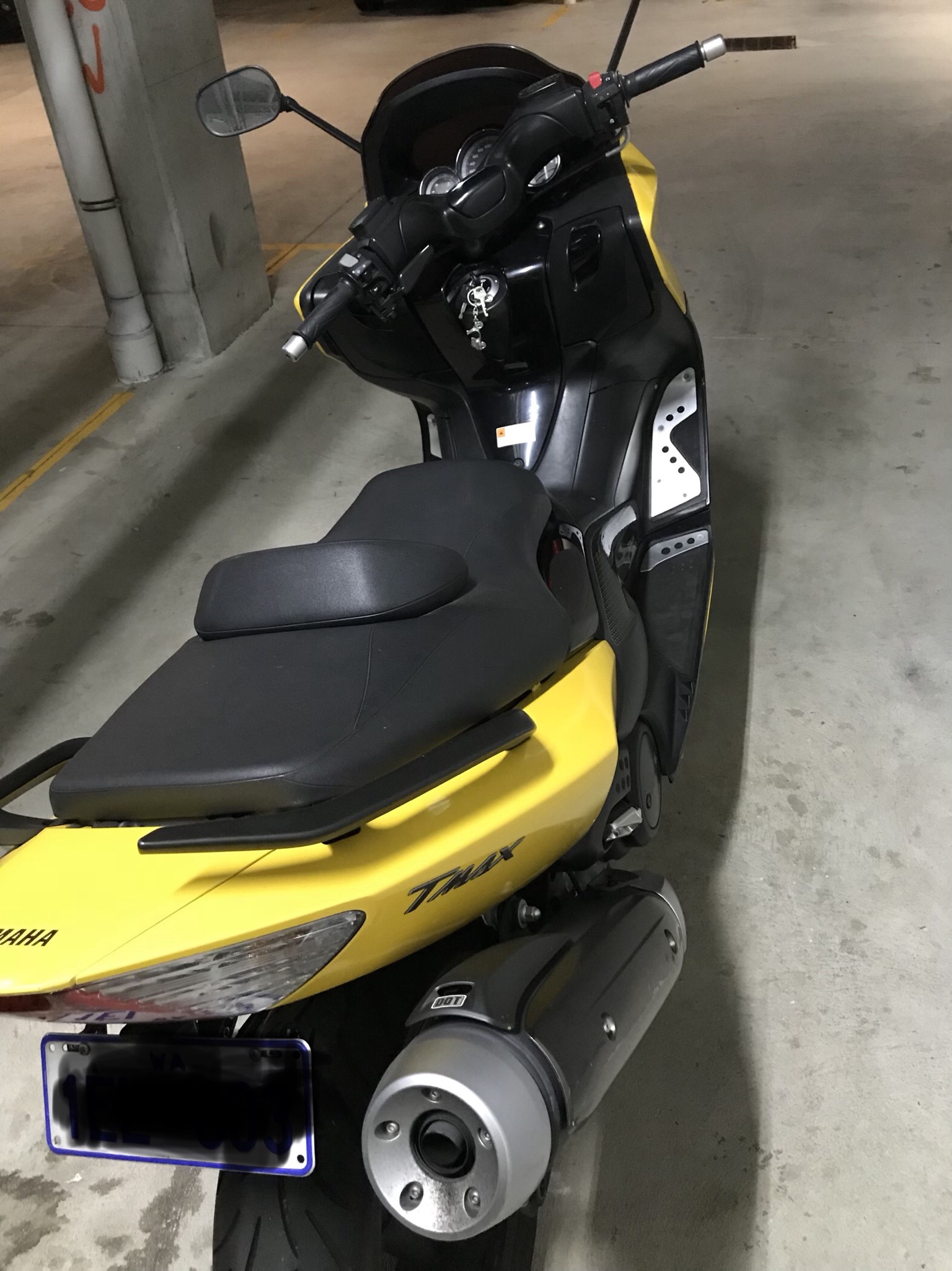 2010 YAMAHA TMAX 500 (XP500) 9 SCOOTER