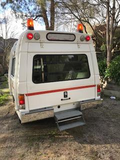 1991 FORD F150 AMBULANCE