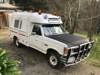 1991 FORD F150 AMBULANCE