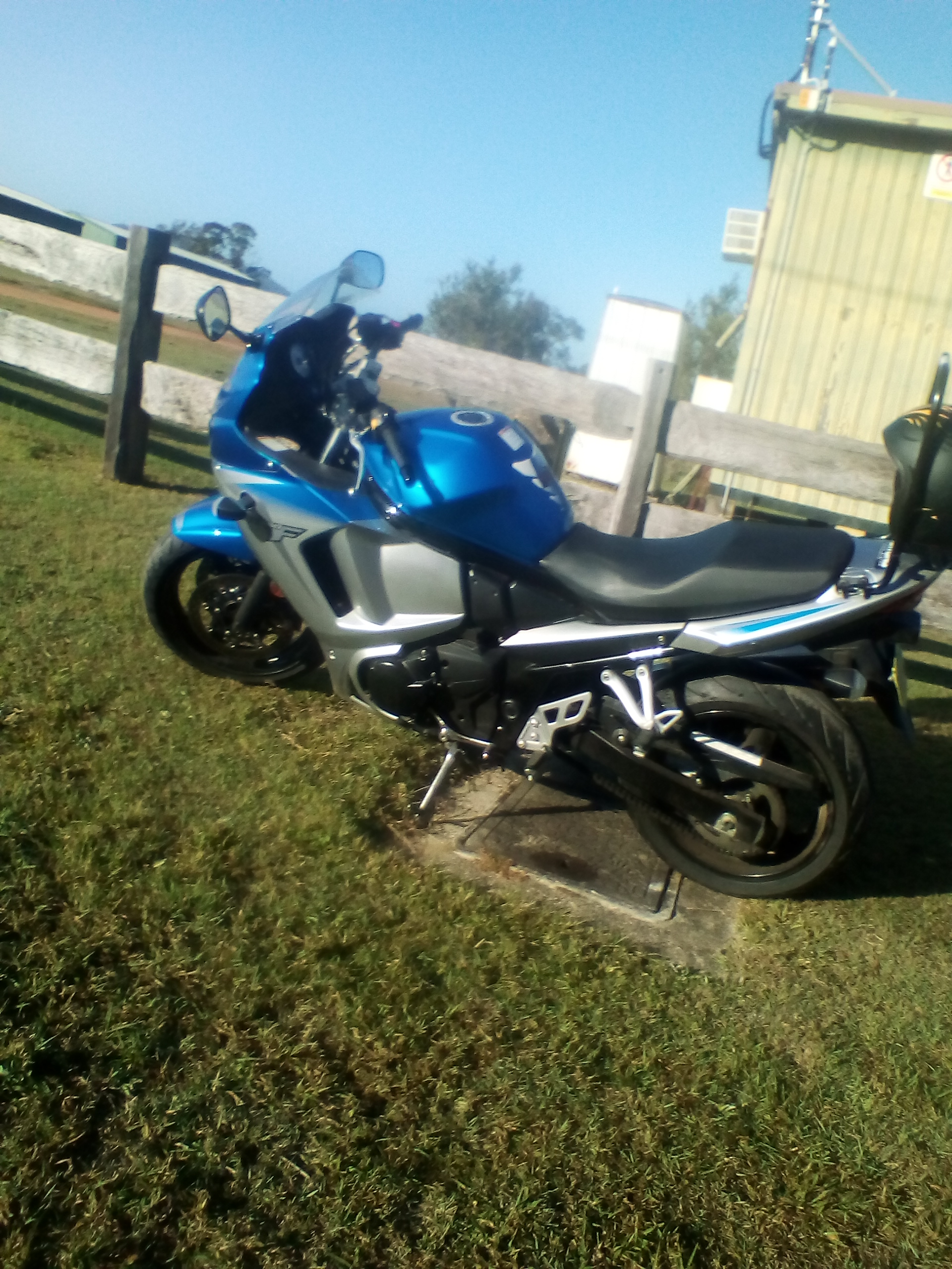 2010 SUZUKI GSX-F 650 cc