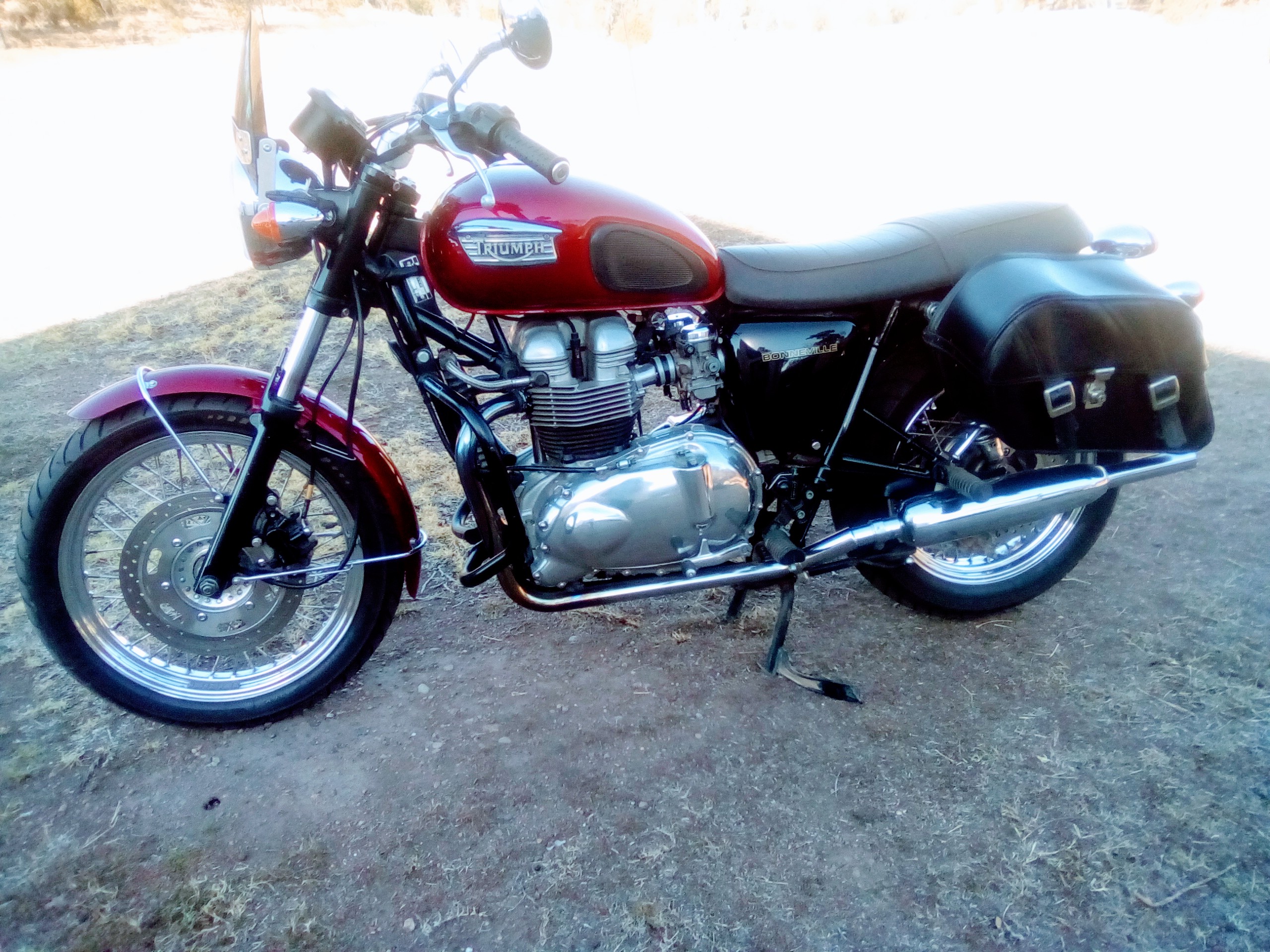 2004 TRIUMPH BONNEVILLE T100 ROAD