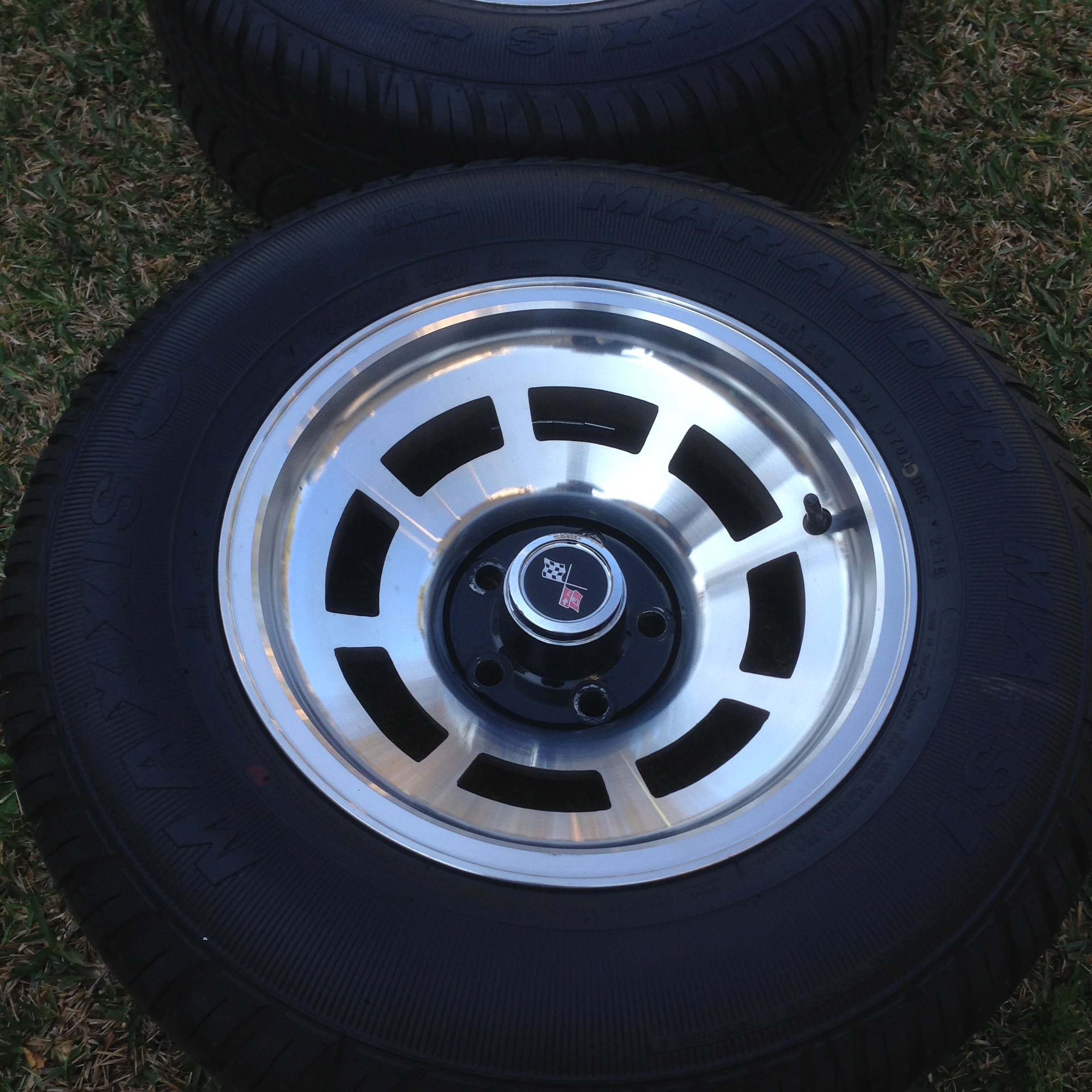 CORVETTE 1979 WHEELS AND TYRES