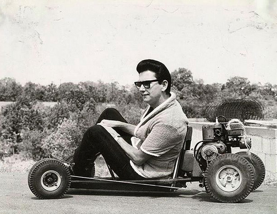 JOHN DEERE TRACTOR