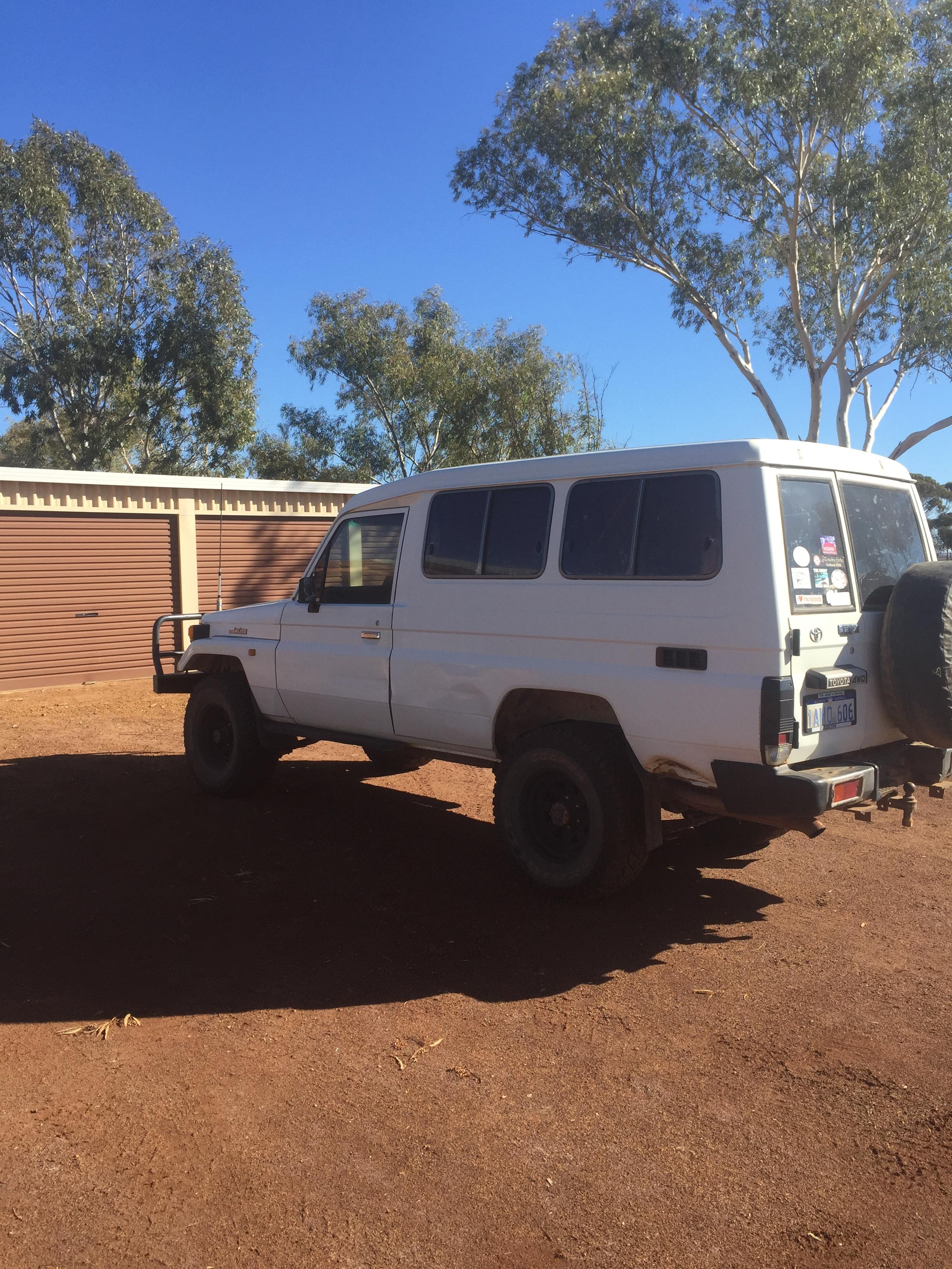1996 TOYOTA LANDCRUISER TROOPCARRIER 6.5 V8 Chev DIESEL