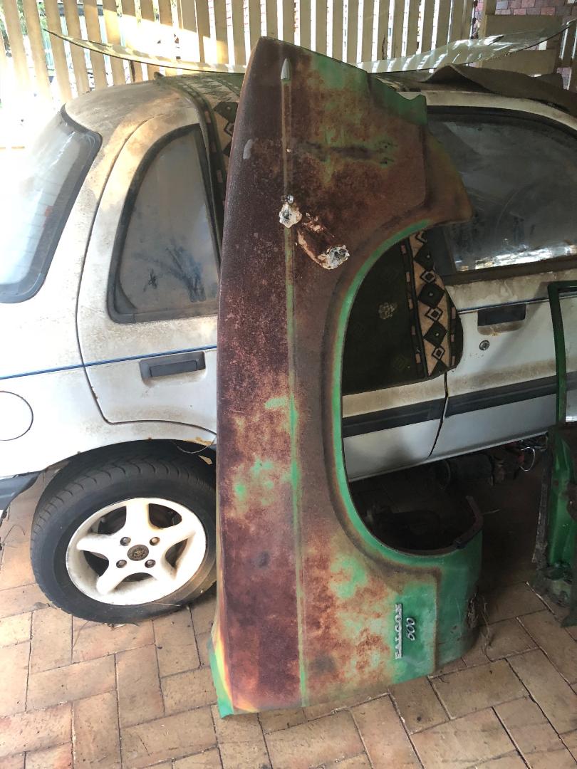 XB RIGHT FRONT GUARD