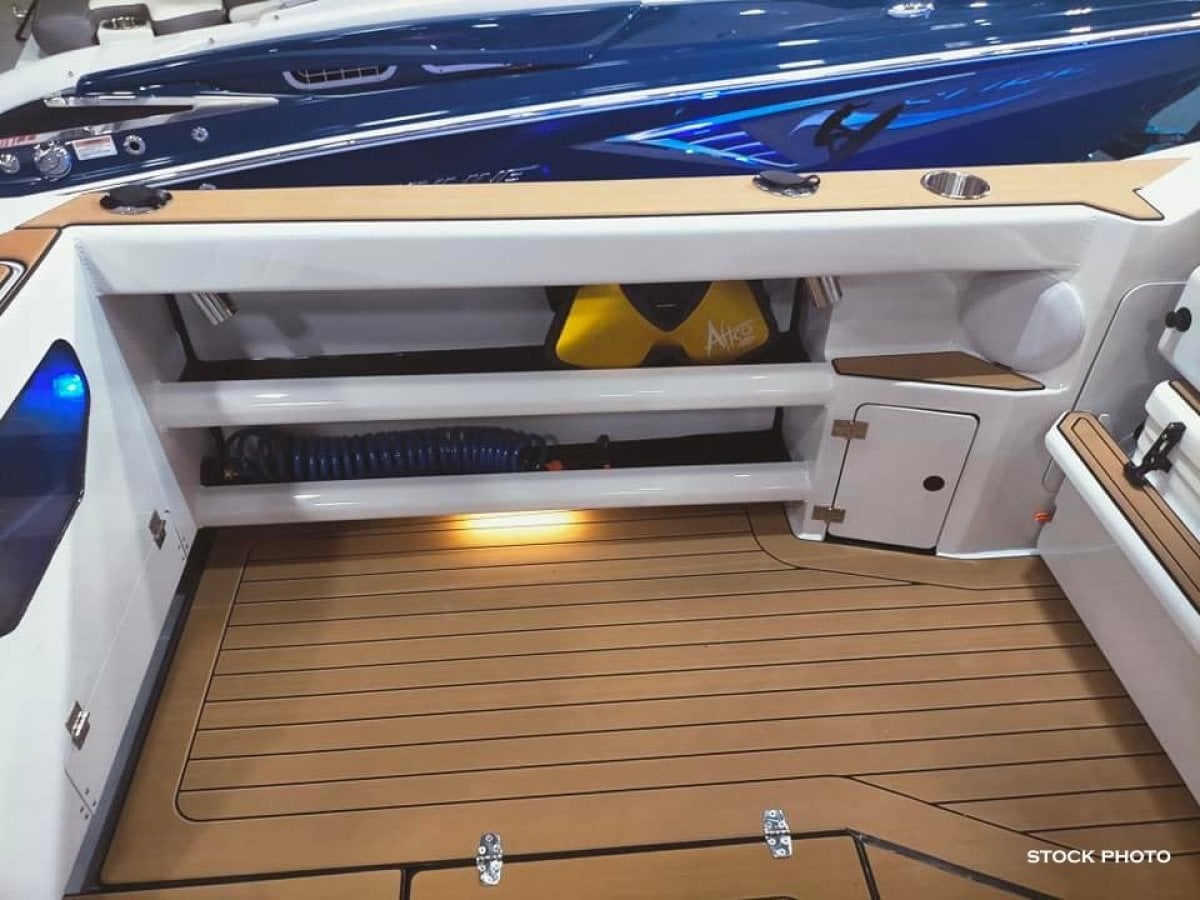 HERLEY ELITE 8 CAPTAIN CRUISER