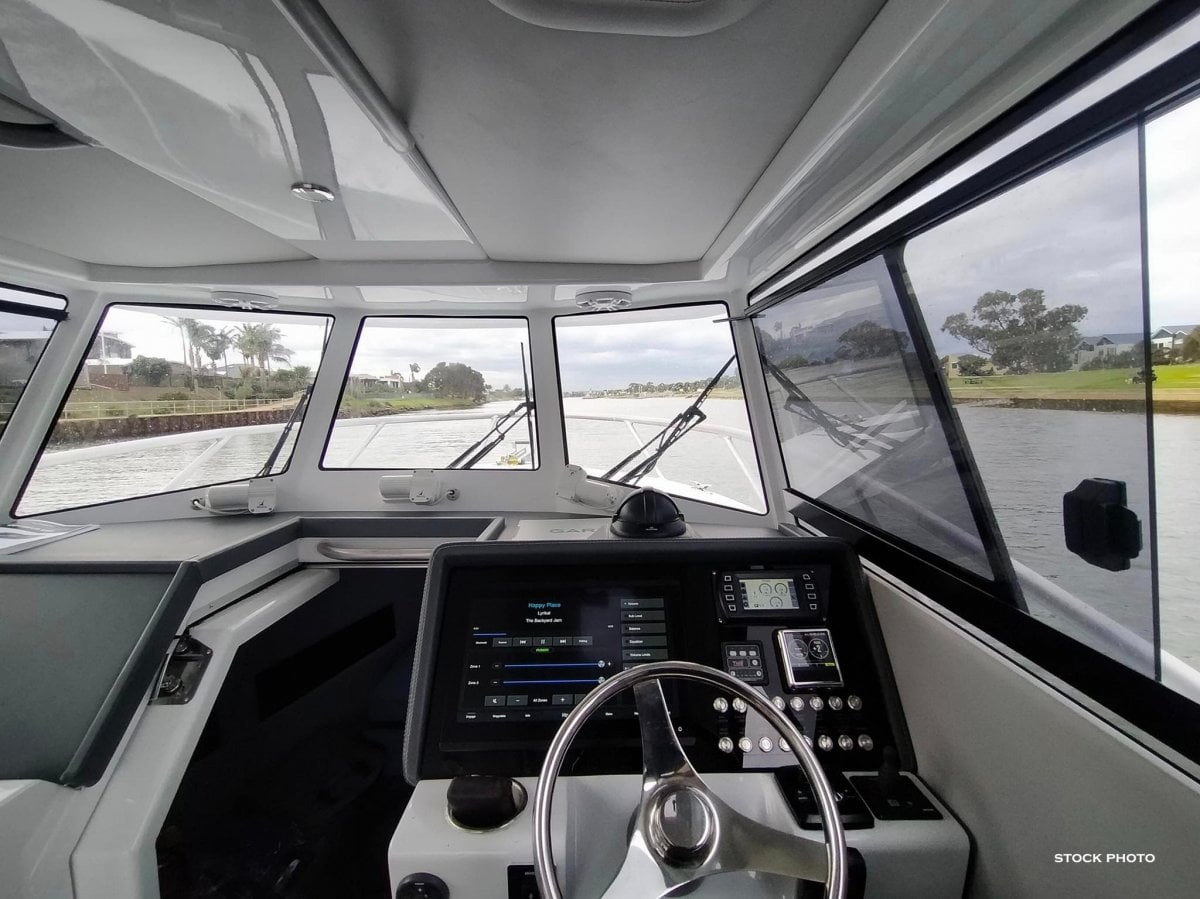 HERLEY ELITE 8 CAPTAIN CRUISER