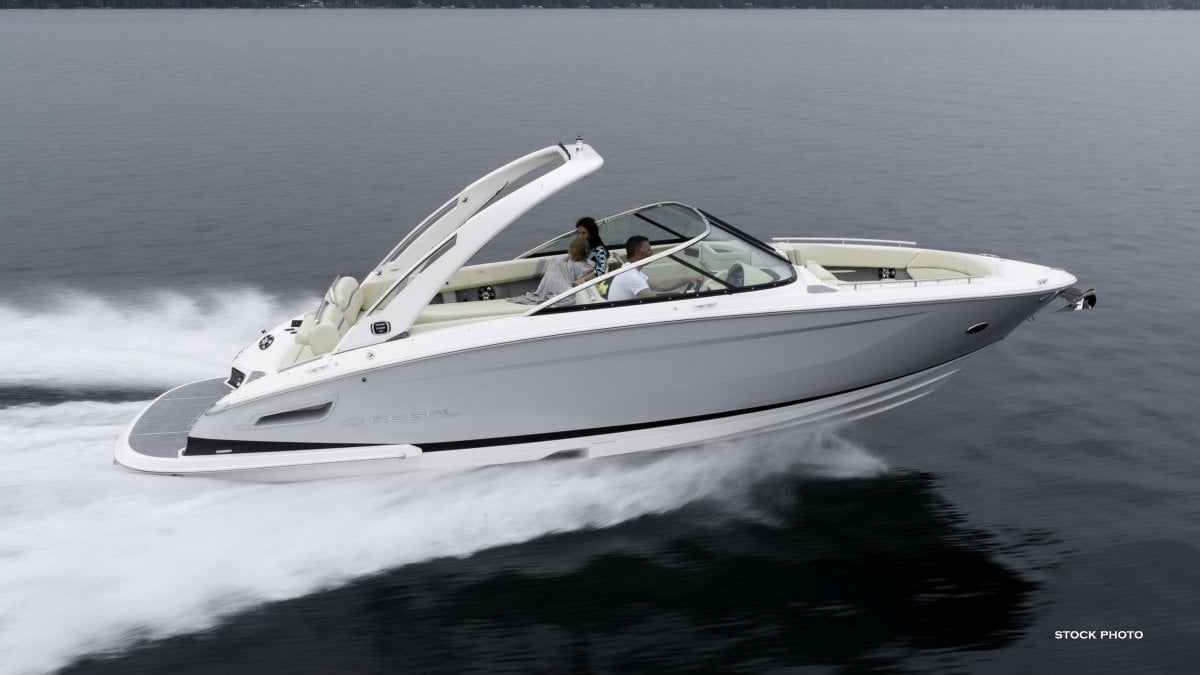 REGAL 2800 CRUISER