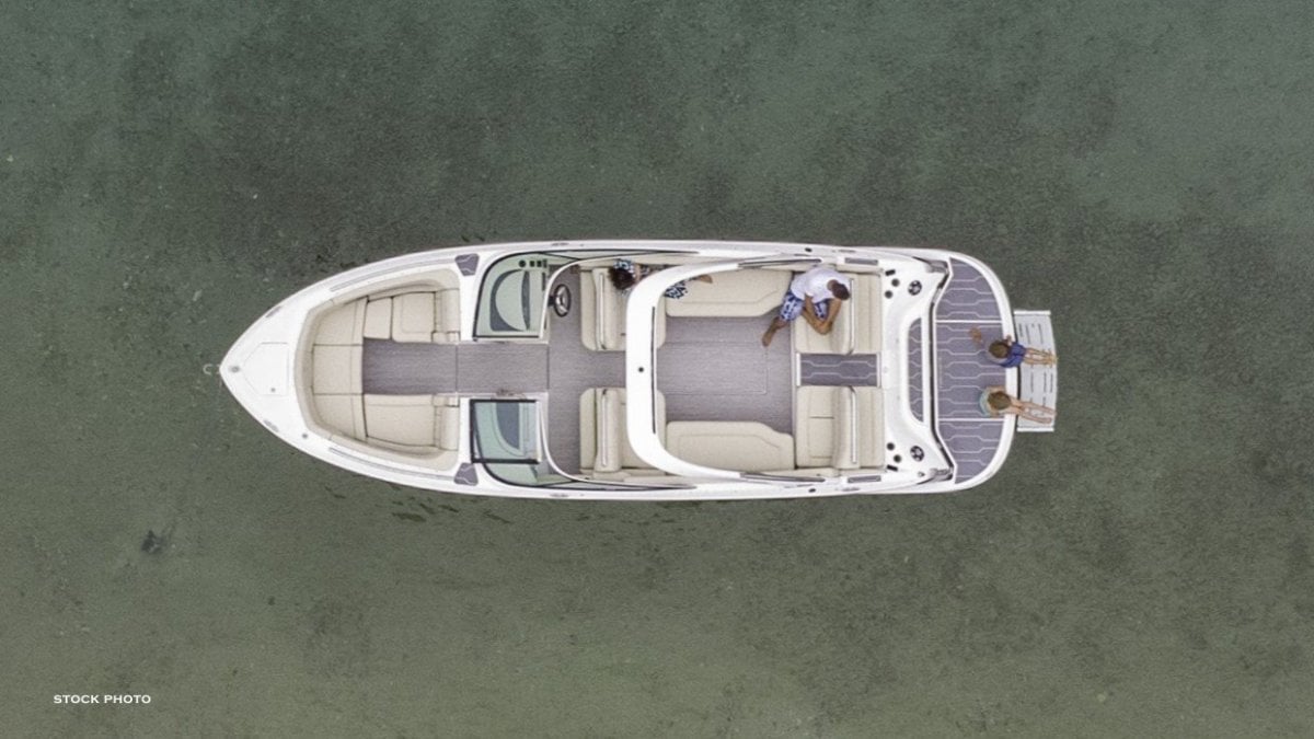 REGAL 2800 CRUISER