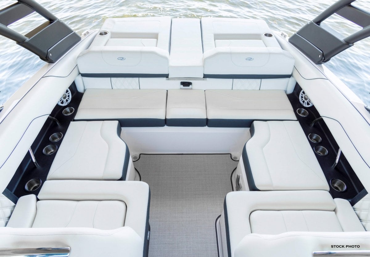 REGAL LS2 SURF CRUISER