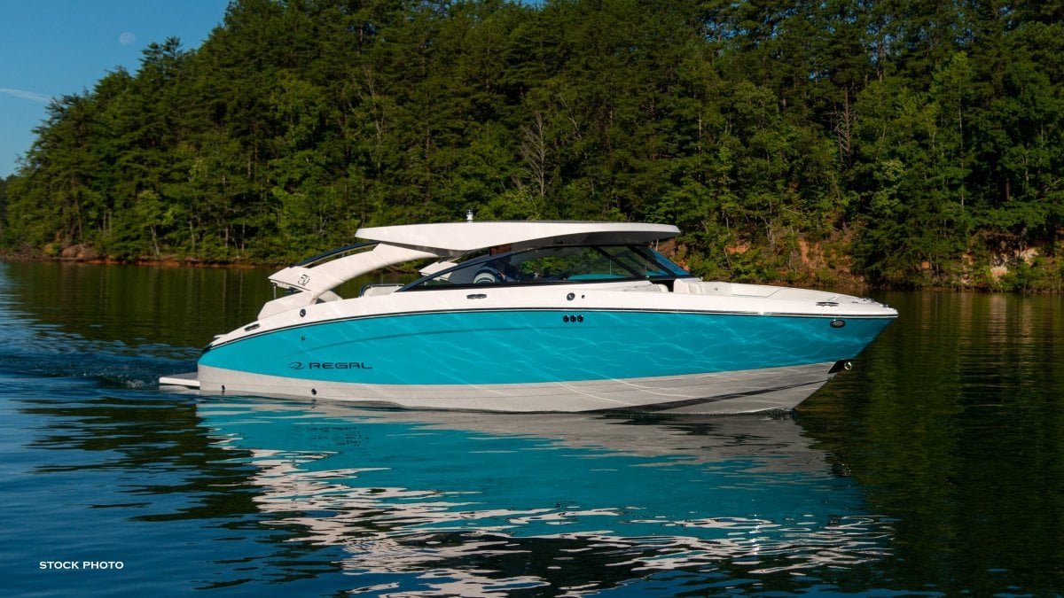 REGAL LS4 BOWRIDER