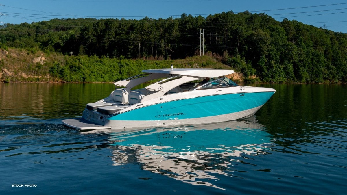 REGAL LS4 BOWRIDER