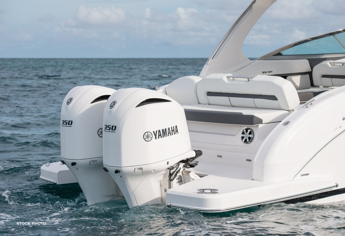 2024 REGAL 33 OBX CRUISER