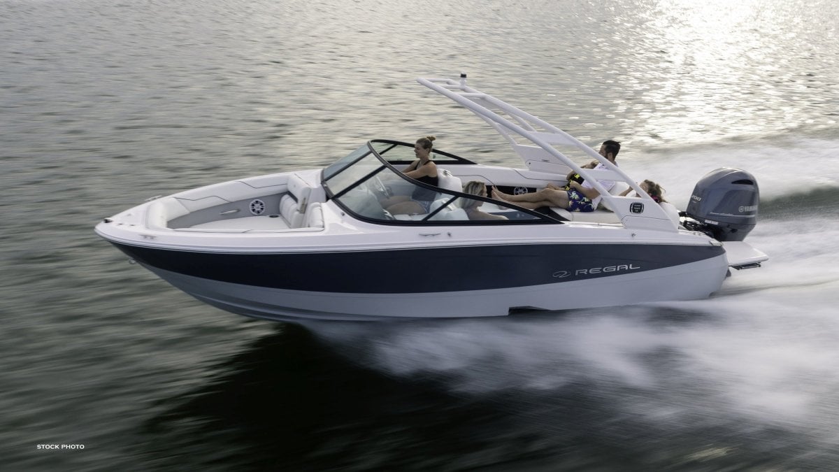 2024 REGAL LX2 BOWRIDER