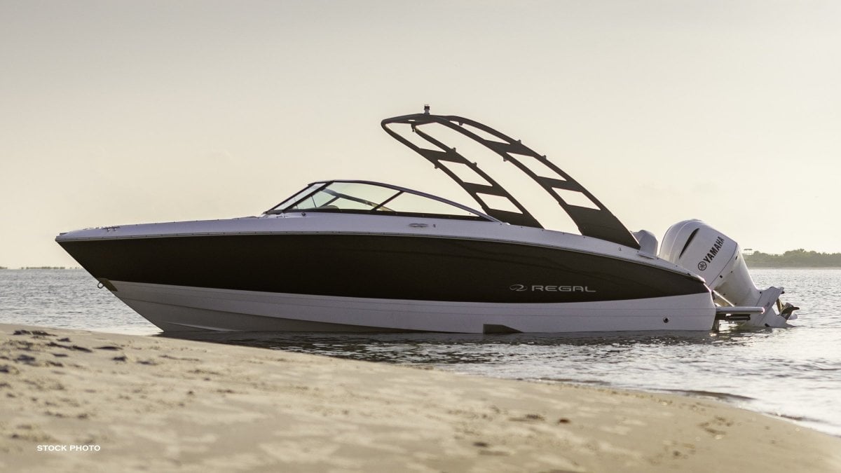 2024 REGAL LX4 BOWRIDER