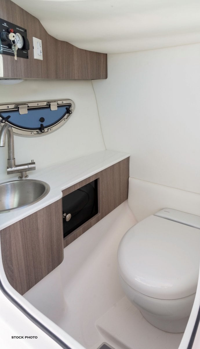 2024 REGAL LX6 BOWRIDER