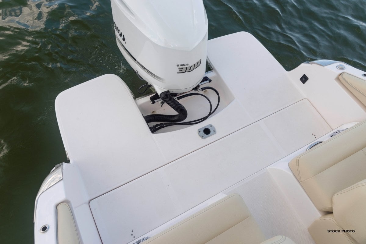 2024 REGAL LX6 BOWRIDER