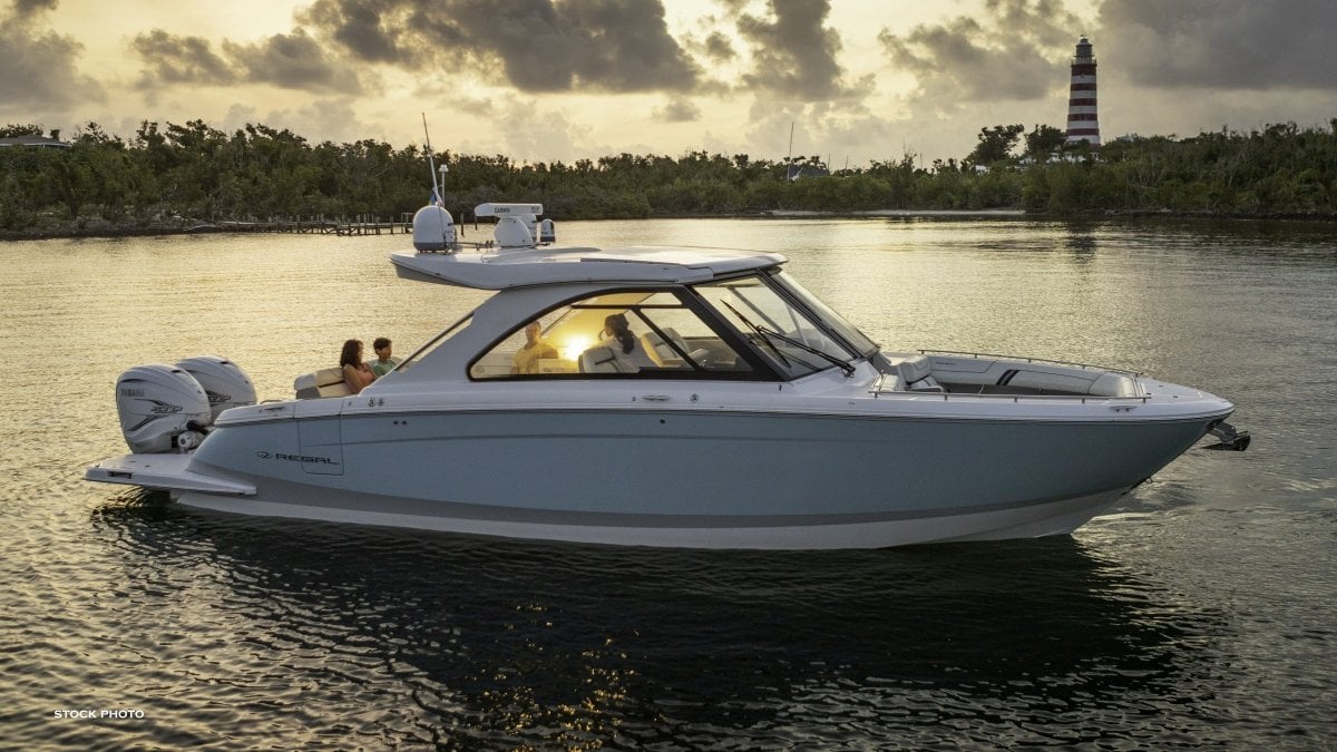 2024 REGAL LX36 BOWRIDER