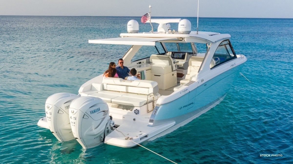 2024 REGAL LX36 BOWRIDER