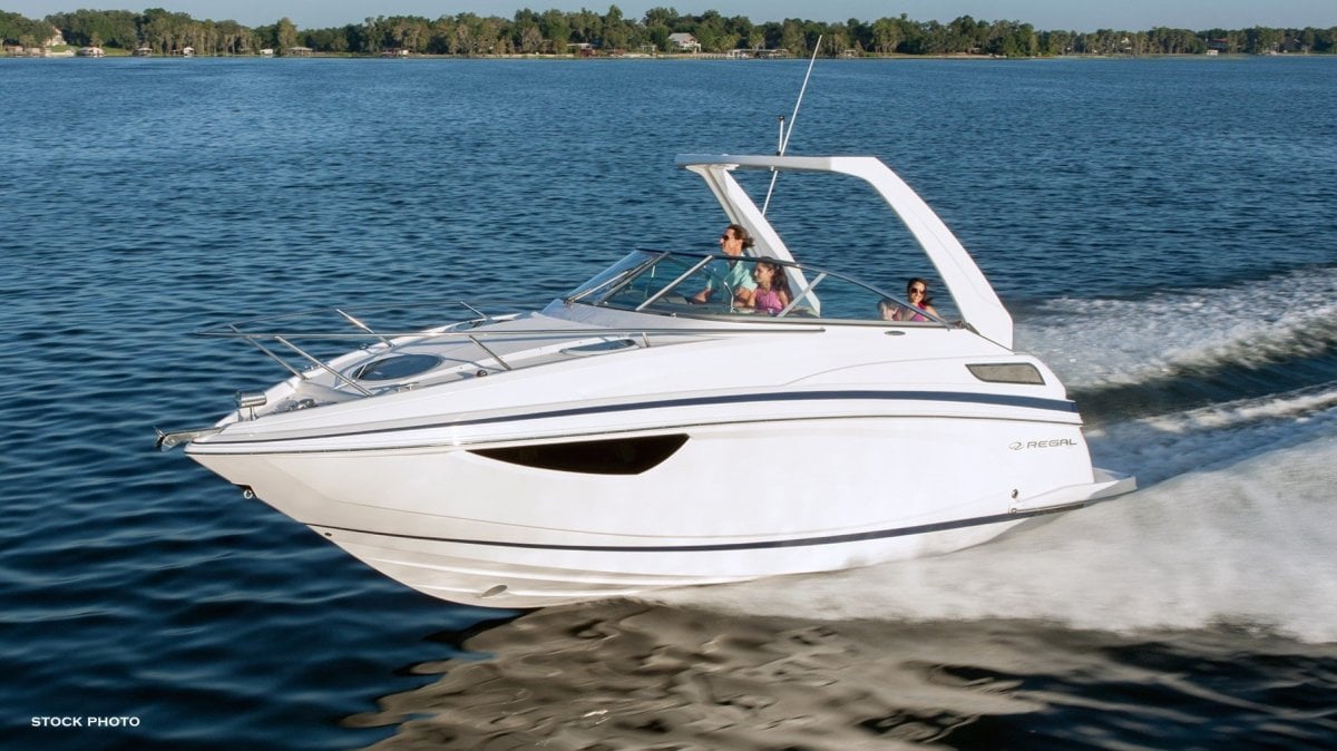 2024 REGAL 28 EXPRESS CRUISER