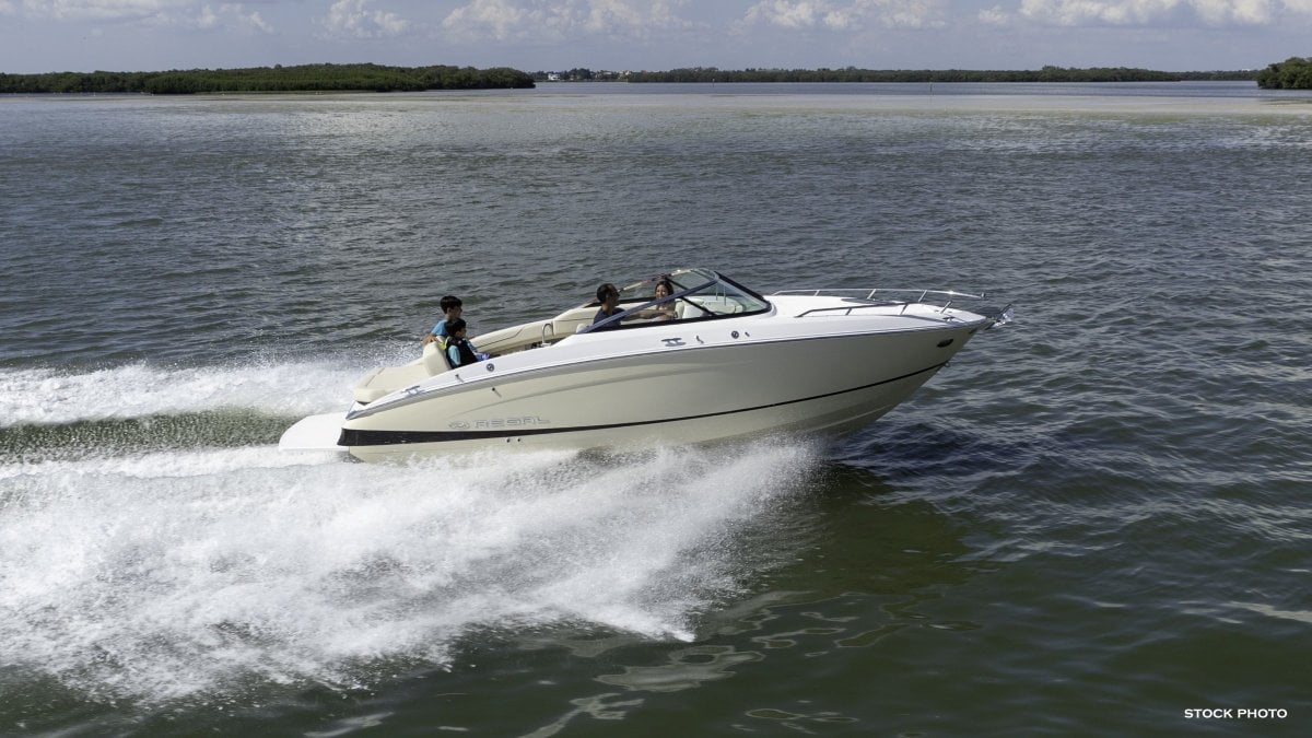 REGAL LS4 BOWRIDER