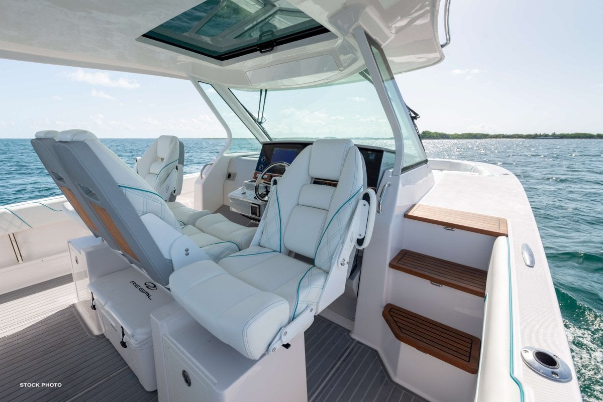2024 REGAL 38 SAV CRUISER