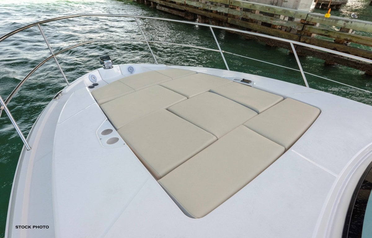 2024 REGAL 38 FLY CRUISER