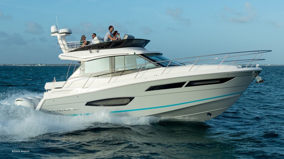 2024 REGAL 38 FXO CRUISER
