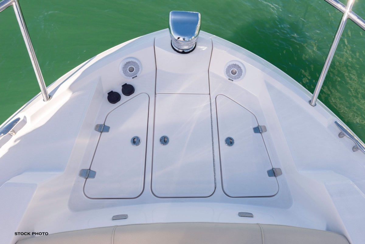 2024 REGAL 38 XO CRUISER