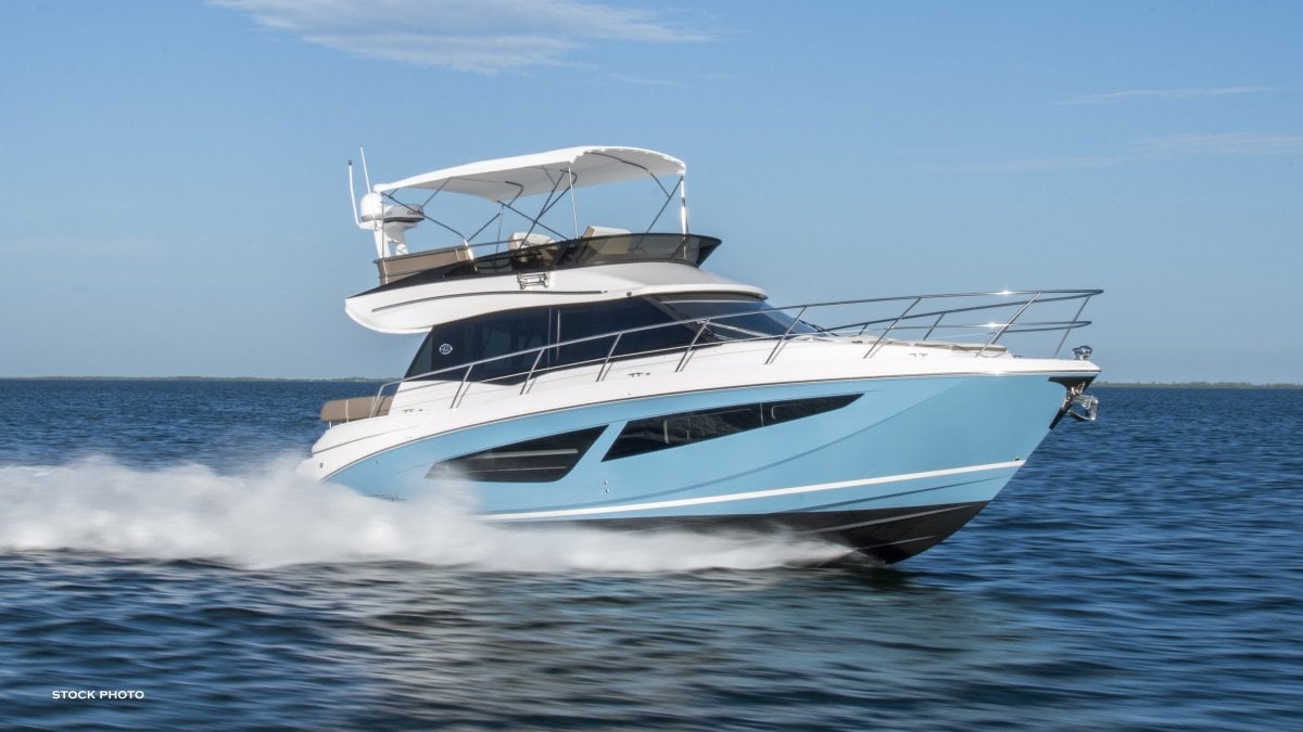 2024 REGAL 42 FLY CRUISER