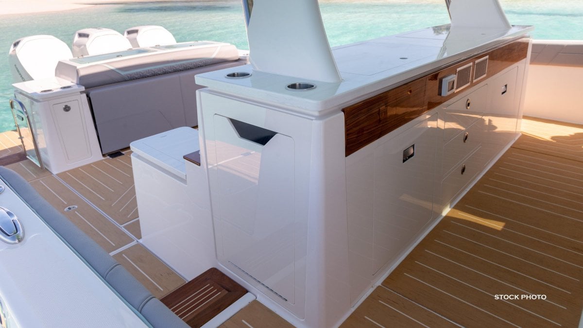 2024 REGAL 50 SAV CRUISER
