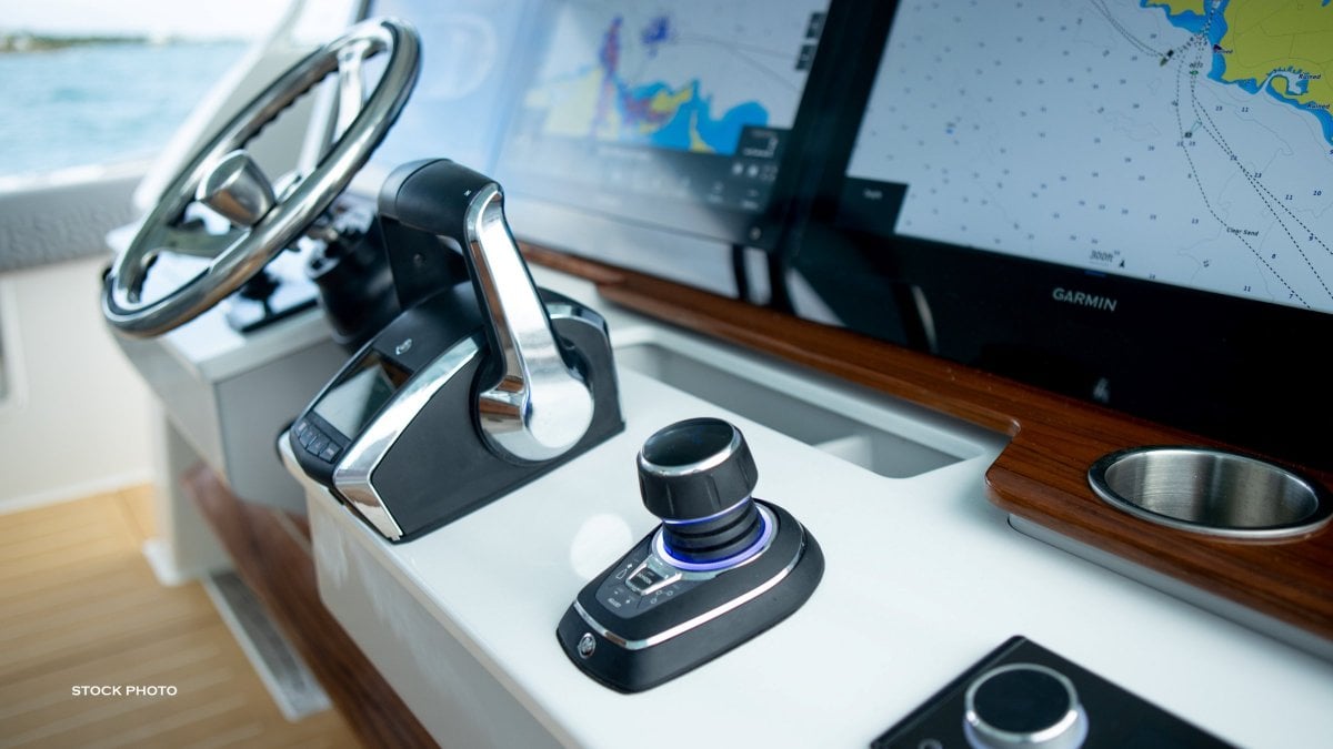 2024 REGAL 50 SAV CRUISER